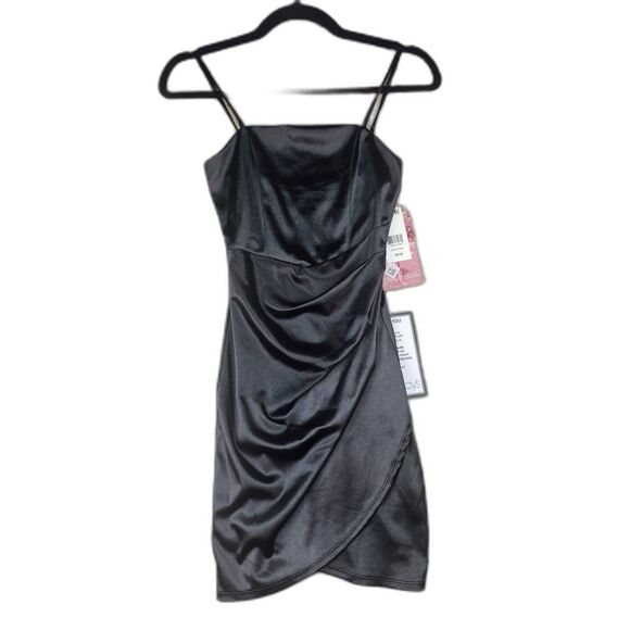 Emerald Sundae Dresses & Skirts - Emerald Sundae Black Satin Bodycon Mini Dress XXS NWT Party Cocktail